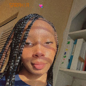 Meet your Posher, Sarahia